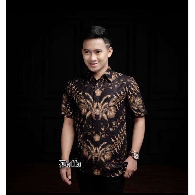 Batik Pria Lengan Pendek Premium BATIK AZMIL HRB026 motif KERATONAN Kode 002 size M L XL XXL-PENDEK-KERIS HITAM