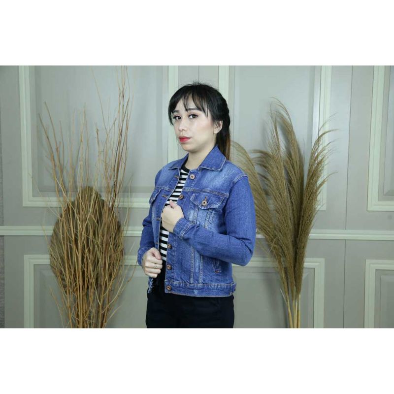 JAKET CEWEK MURAH/JAKET WANITA TERBARU 2021/JAKET JEANS CEWEK DISTRO/JAKET PEREMPUAN MURAH/JAKET CEWEK MANDALAY/JAKET CEWEK TERBARU/JAKET TIDAK LUNTUR/JAKET CANTIK/JAKET TERMURAH/JAKET TERBAIK/JAKET JEANS MURAH GROSIR/JAKET COD BAYAR DITEMPAT/BIRU JEANS