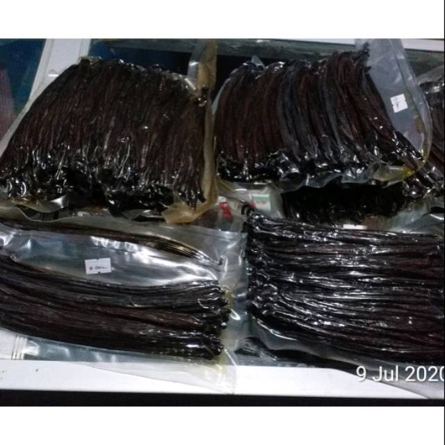 

Vanilla premium Kadar air 30% / 1kg