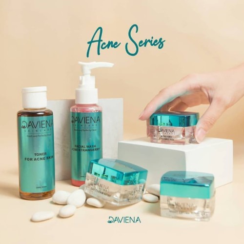 DAVIENA SKINCARE ACNE SERIES / DAY CREAM / NIGHT CREAM / ACNE GEL STRAWBERRY / FACIAL WASH / TONER BPOM