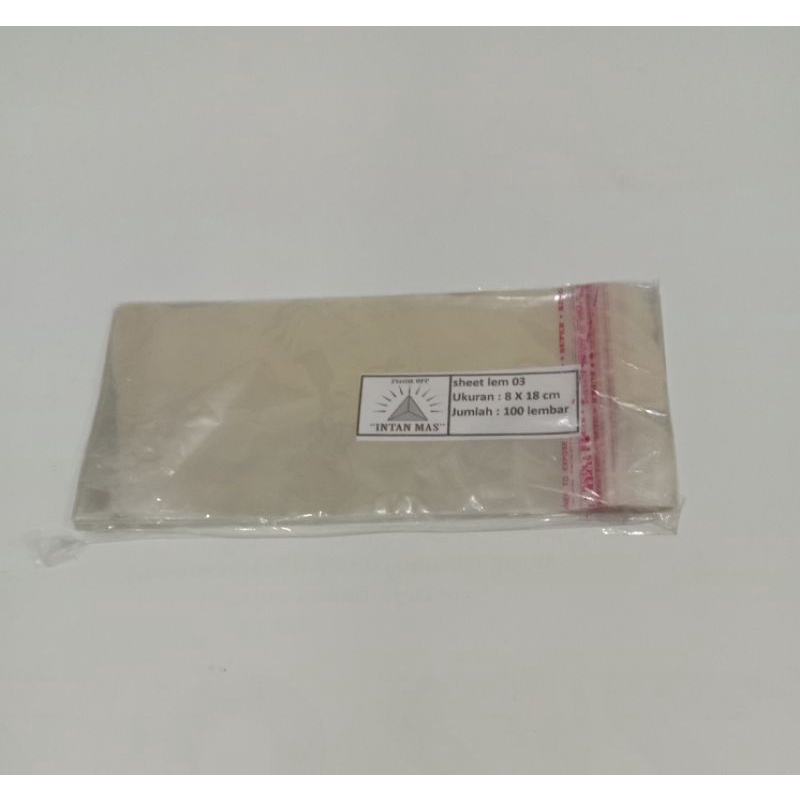 

one sheet plastik lembaran pakai lem ukuran 8x18 .