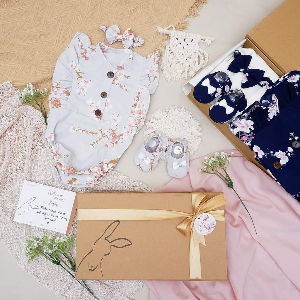 LIO035 Girls Baby Hampers 0-12 months/ Hampers bayi newborn/ Kado bayi/ baby girl gift set-Meredy Grey