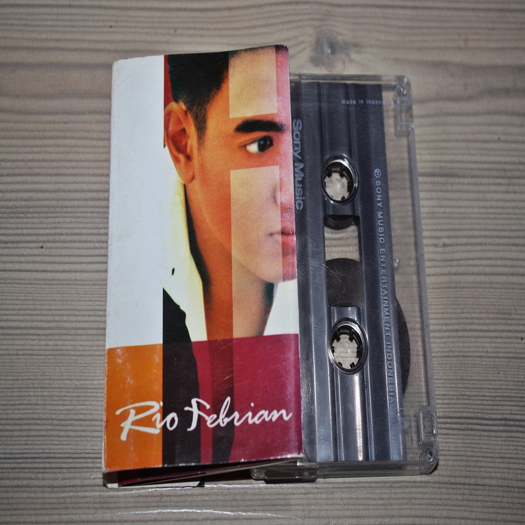 kaset pita rio febrian