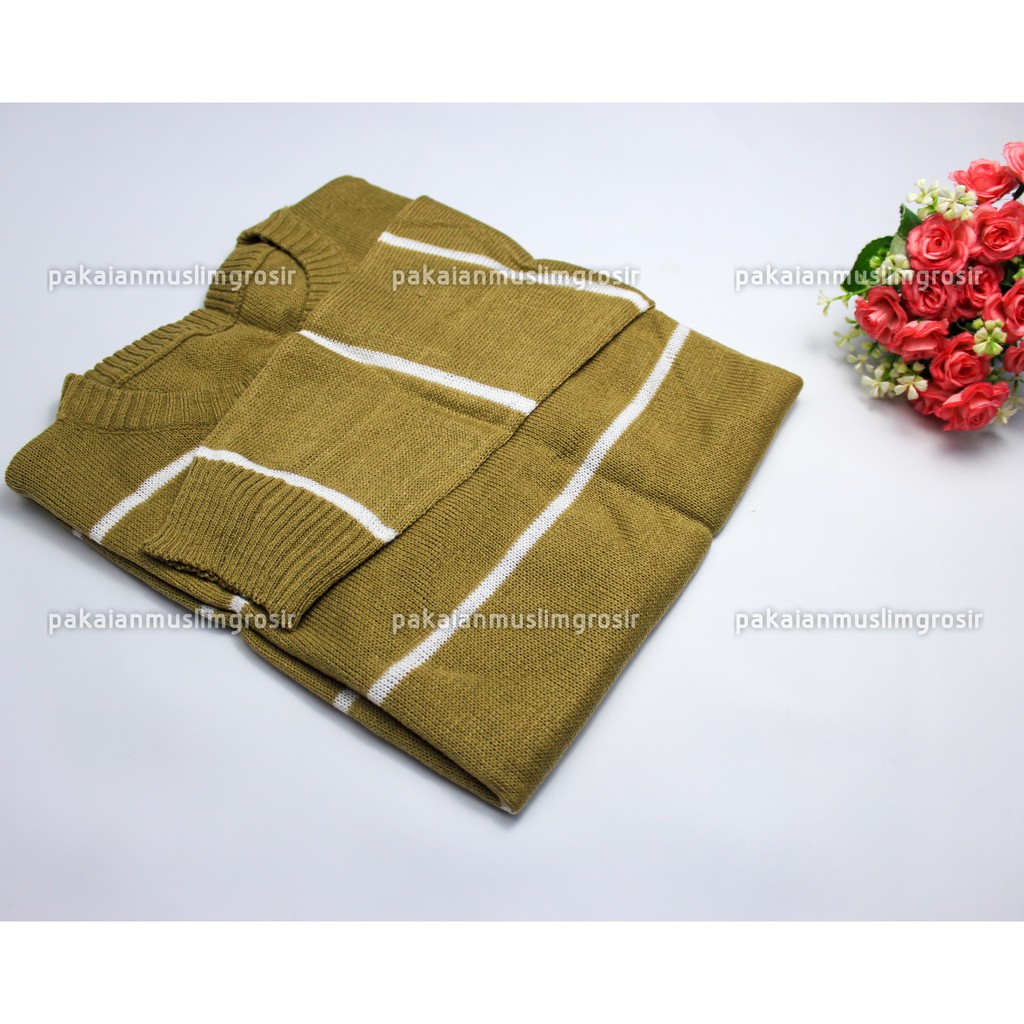 Atasan Rajut Sweater Rajut Knit Zia Adeline-Moka - Putih