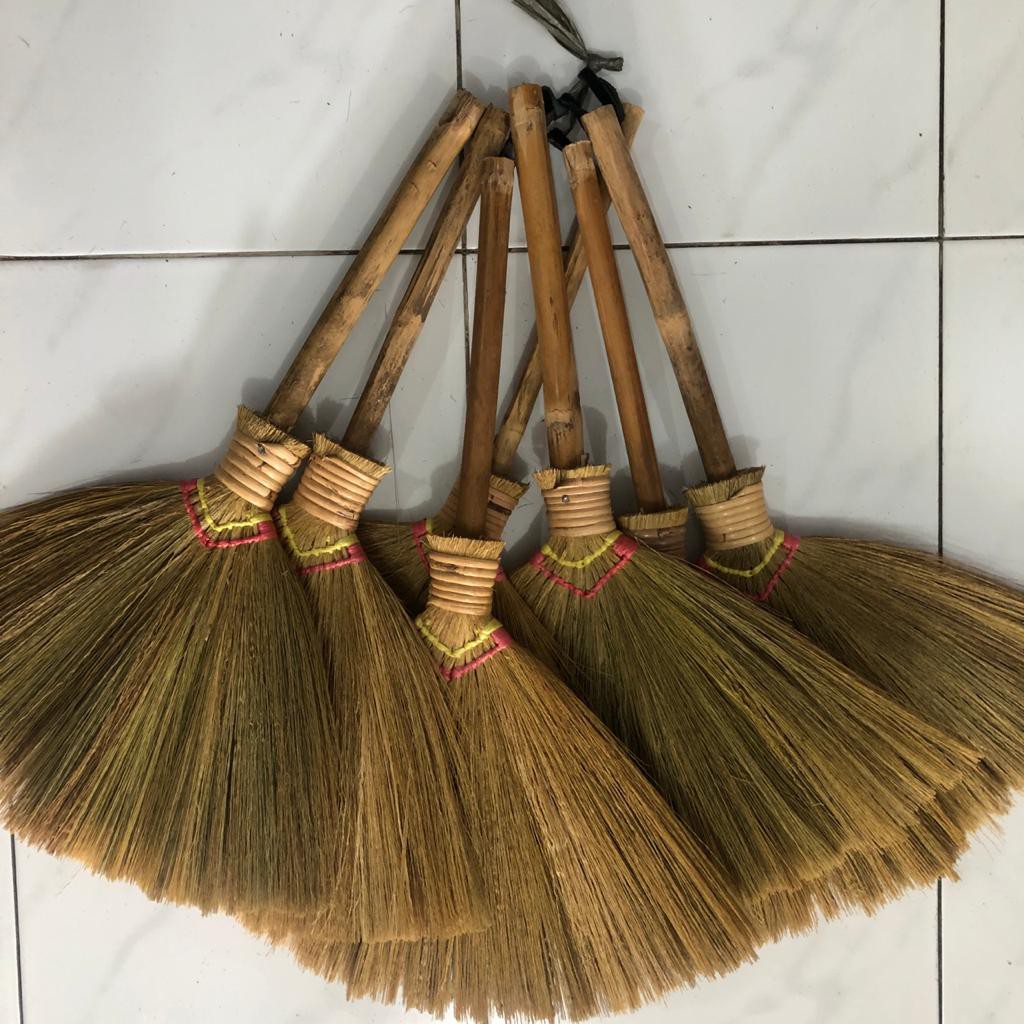 Sapu Rumput Ijuk Tradisional Kecil