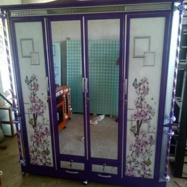 Lemari alumunium 4 pintu