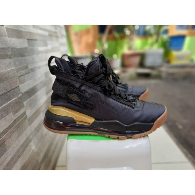Sepatu Nike Air Jordan Proto Max 720 BLACK GOLD BASKET BALL (ORIGINAL)