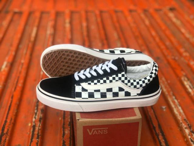 SEPATU WOLF X VANS AUTHENTIC FULL BLACK HITAM POLOS WHITE PUTIH OLDSKOOL ERA SK8-Hi Slipon Checkerboard