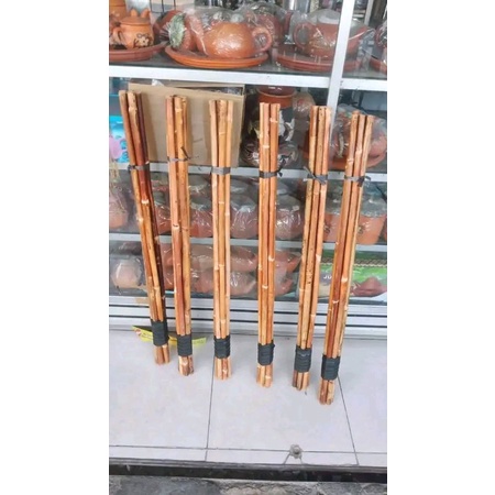 Rotan pengaduk manual martabak