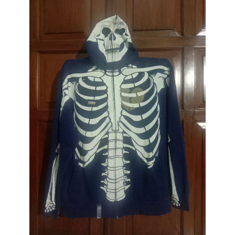 LRG skull hoodie