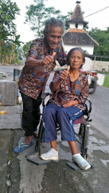 Couple Batik Hem Dan Blus Motif Terbaru
