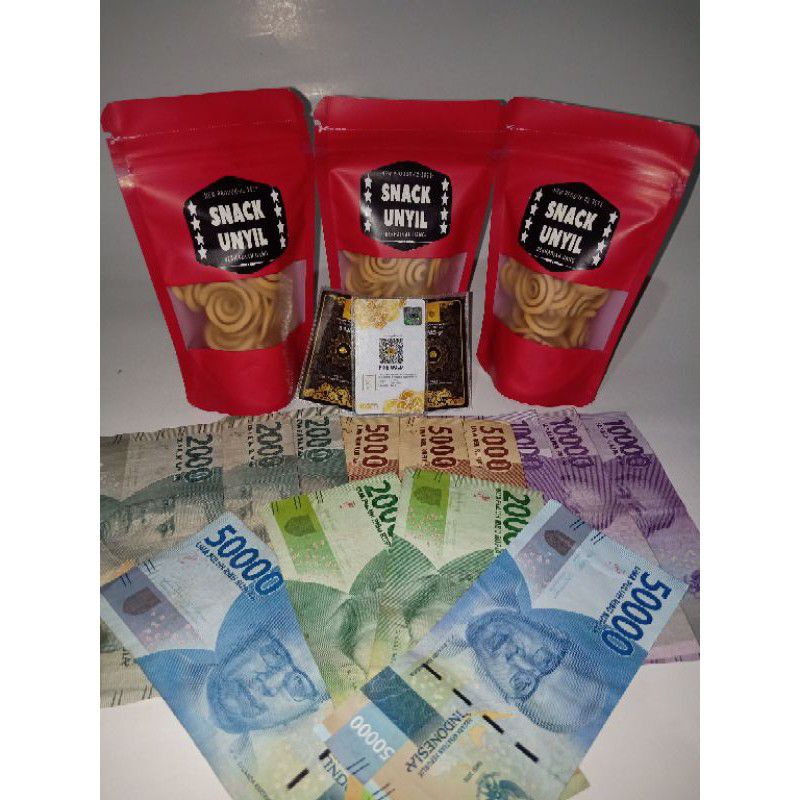 

SNACK UNYIL BERHADIAH UANG DAN EMAS