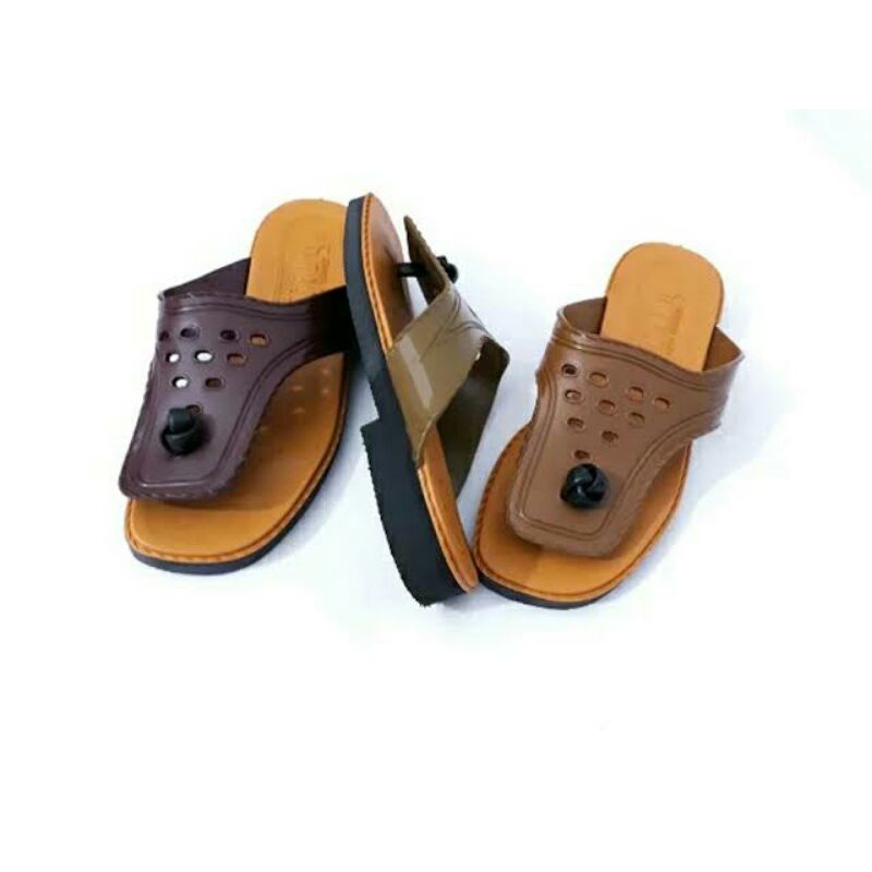 Sandal Lily Zaman Dulu