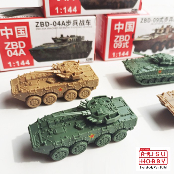 Miniatur Tank 4D Mini Model 1/144 Diorama Gundam WW2 Snow Leopard