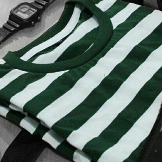 KAOS T-SHIRT STRIP SALUR HIJAU/KAOS SANTAI PRIA BELANG