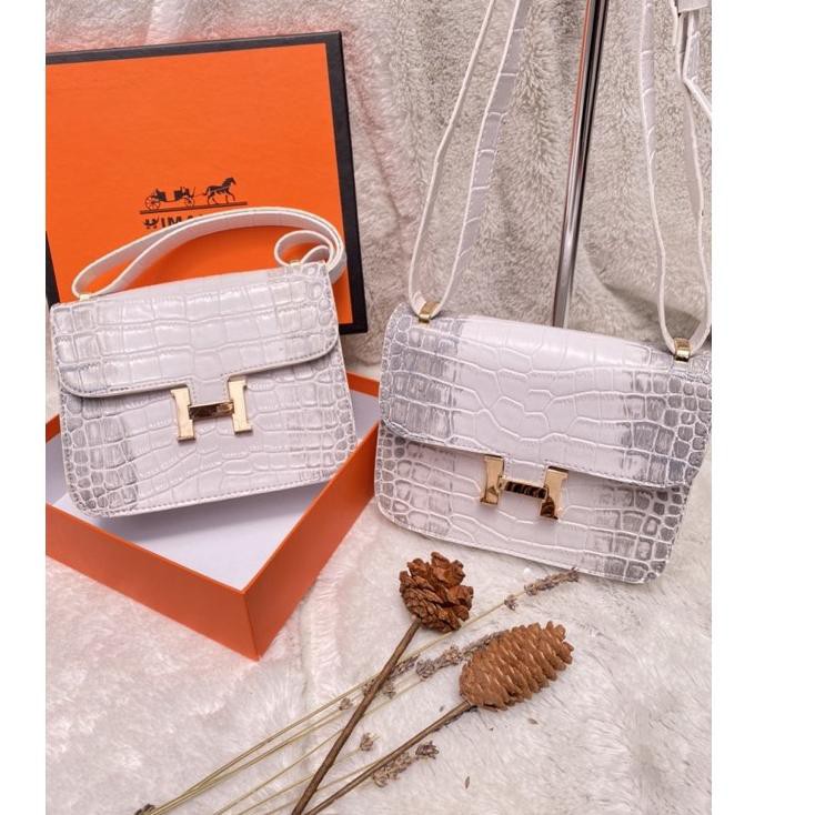 

EJ5Z TAS CONSTANCE HIMALAYA PUTIH TERBARU FREE BOX+PAPERBAG 62Y9