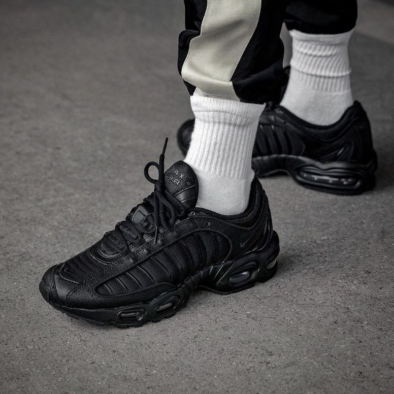 Jual Nike Air Max Tailwind Iv Triple Black Indonesia Shopee Indonesia