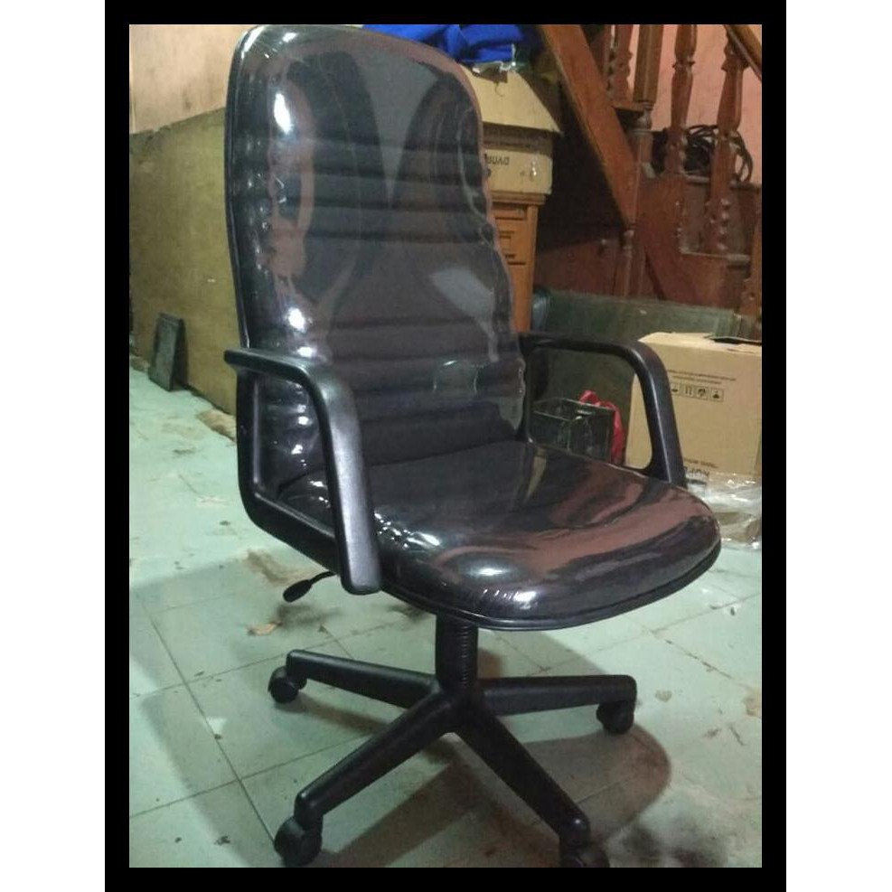 

Kursi kantor direktur / kursi direksi BERKUALITAS