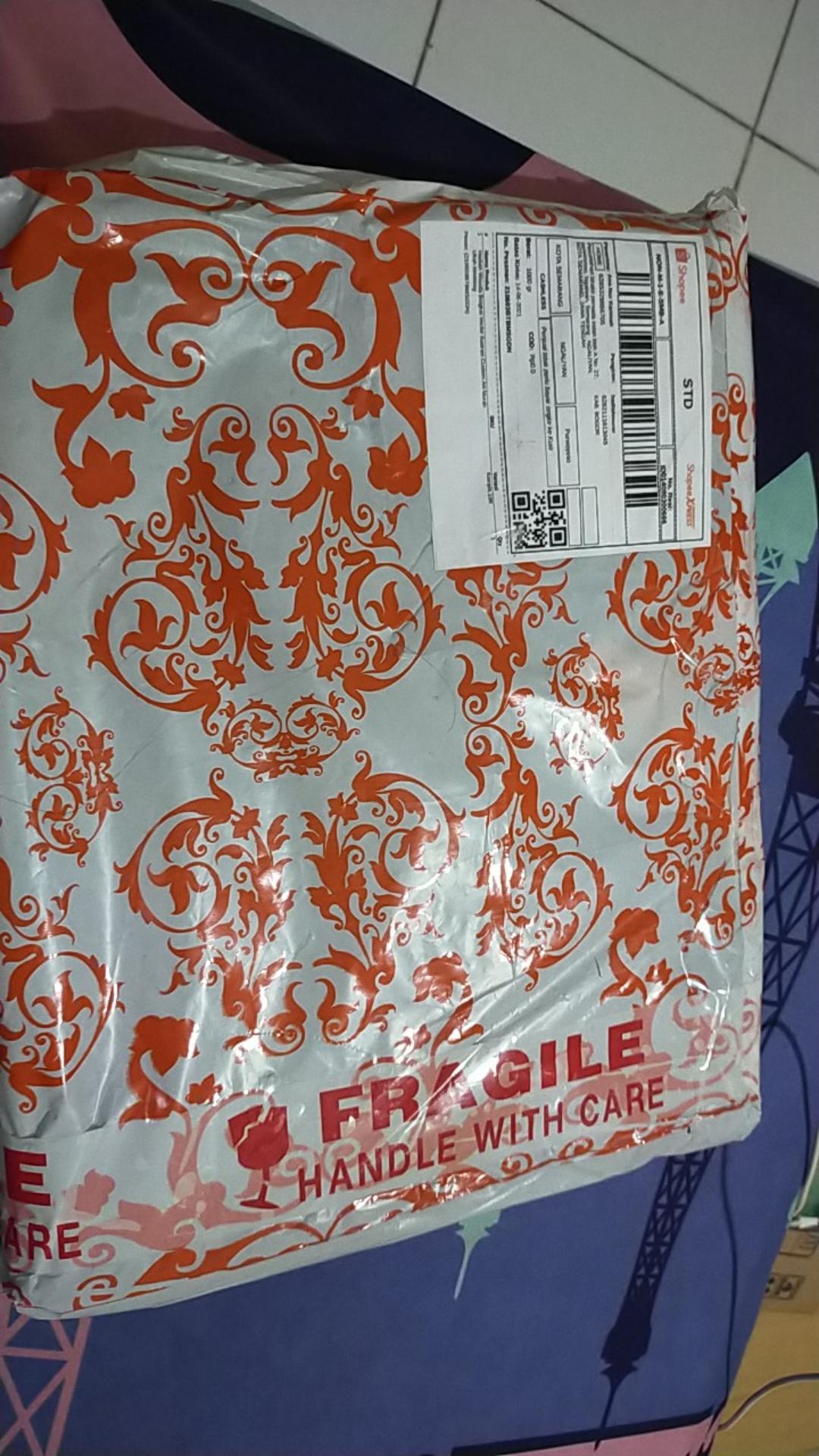 Hadiah Wisuda Bingkai Vector Ilustrasi Custom Art Murah Ultah Wedding