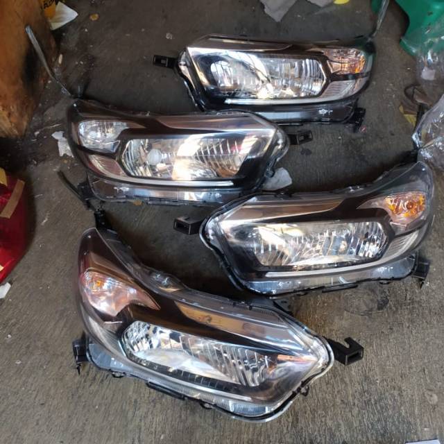Headlamp Lampu Depan Mobilio Brio New RS Facelift
