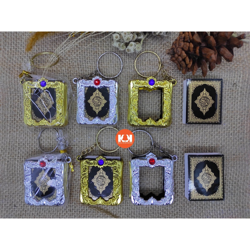 SOUVENIR GANTUNGAN KUNCI AL - QUR'AN MINI FREE PLASTIK / ALQURAN MINI / GANTUNGAN KUNCI ALQURAN MINI / GANTUNGAN QURAN / GANTUNGAN KUNCI QURAN / ALQURAN MINI SOUVENIR