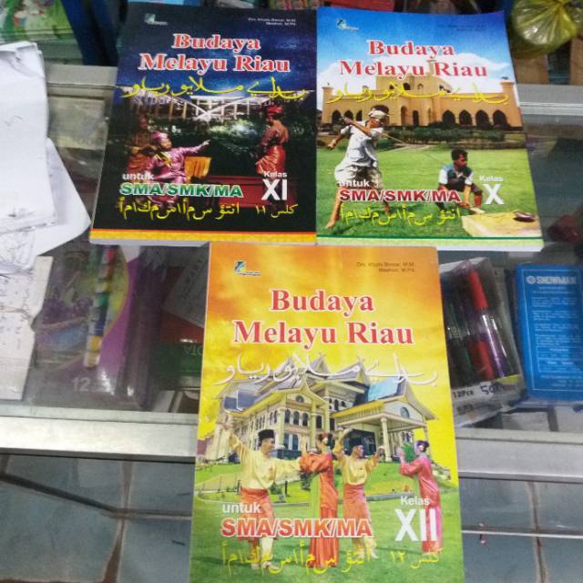 Buku Bmr Budaya Melayu Riau Sma Smk Ma Shopee Indonesia