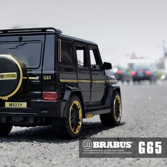 Pajangan Limited Edition BRABUS MERCEDES BENZ MERCY G-CLASS Miniatur Parfum Parfume Pewangi Mobil