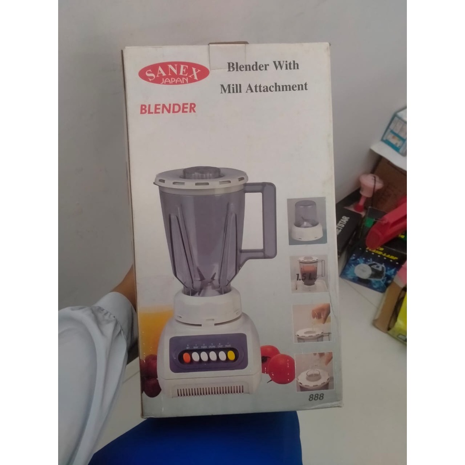 BLENDER SANEX 888