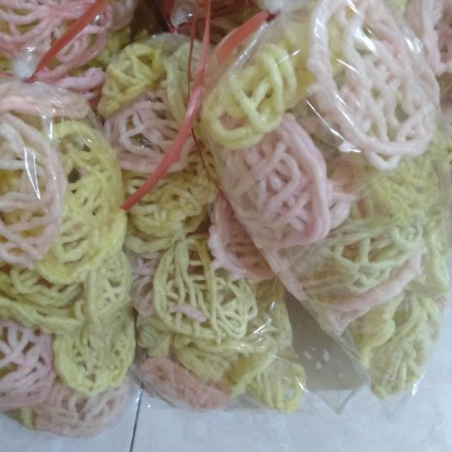 

Krupuk mie usel