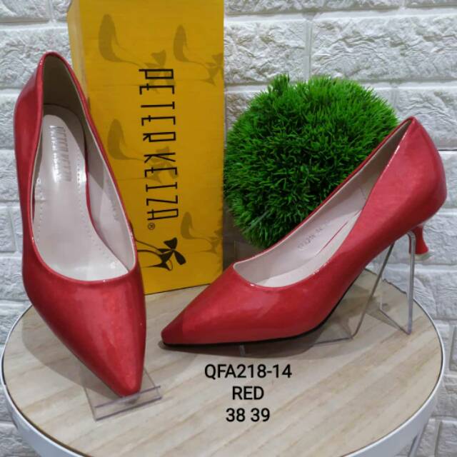 Sepatu brand matahari