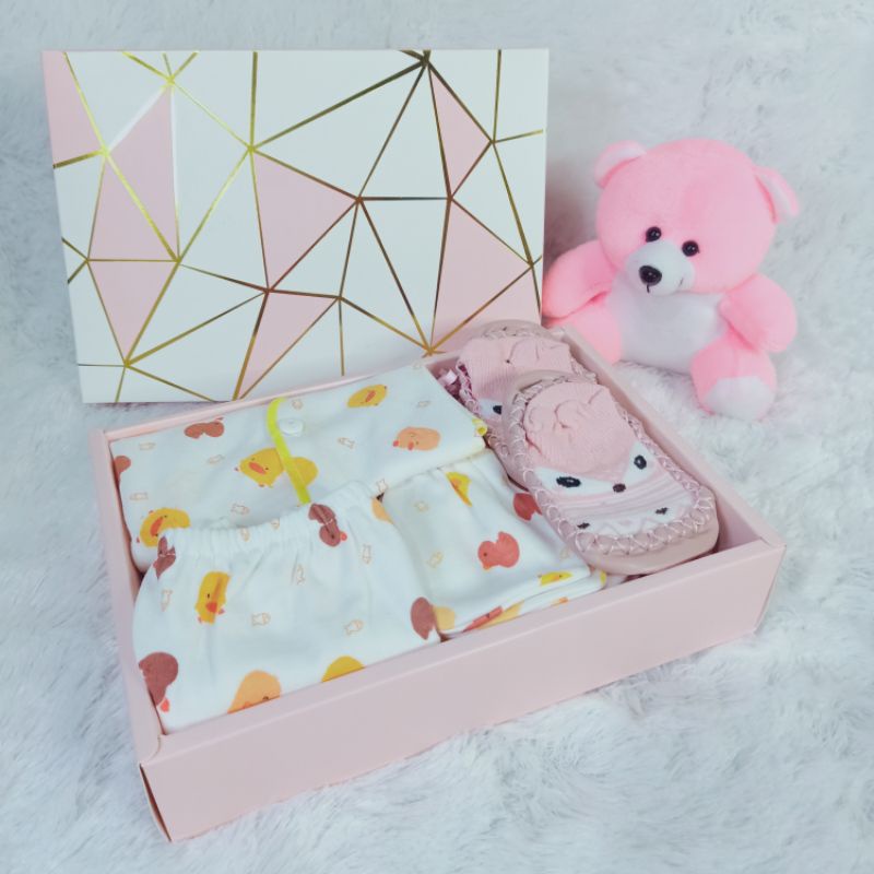 SOUL [Baby 02 ] Hamper Bayi Kado Lahiran Newborn Paket Set Lengkap  Cute Gift Parcel Real Pict Hampers baby boy and girl Parcel Bayi Laki-laki Perempuan