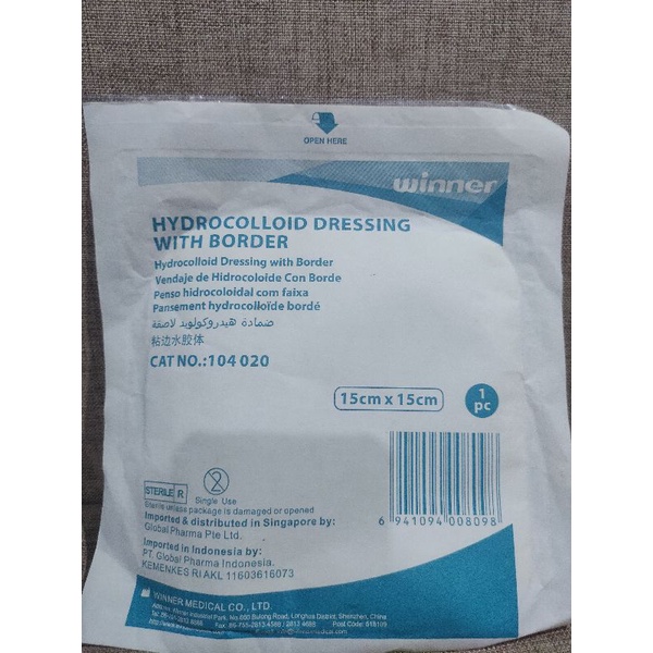 HYDROCOLLOID DRESSING WITH BORDER