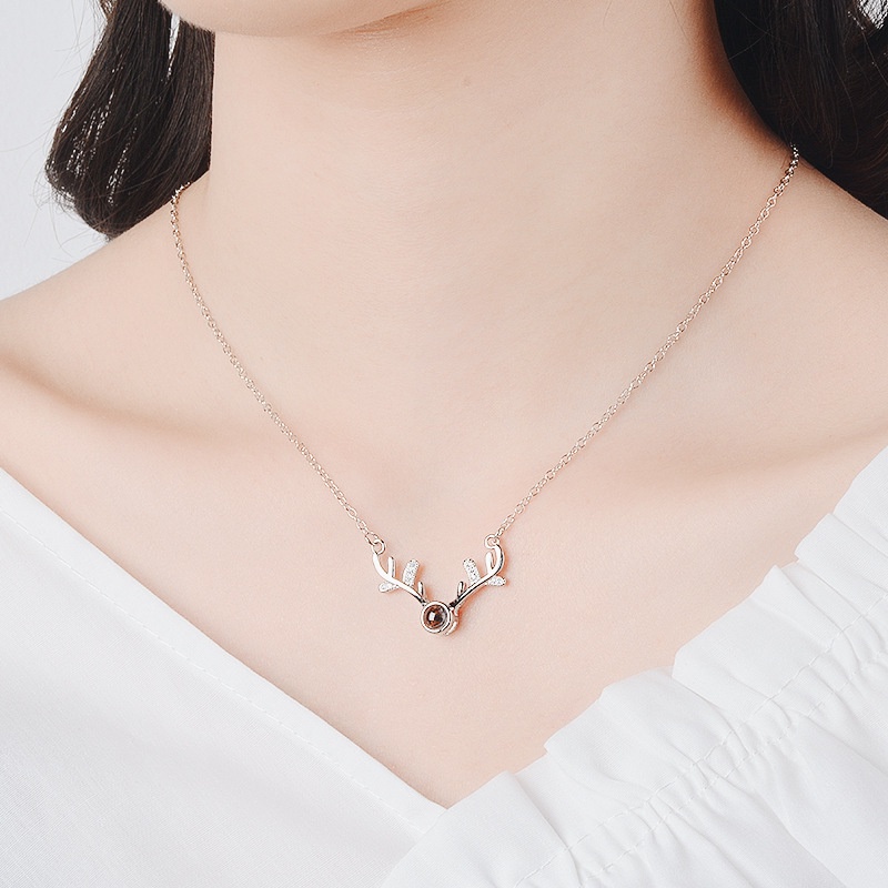 [Ready Stock]Fashion Antlers Diamond-Studded Necklace Cute Elegant Pendant