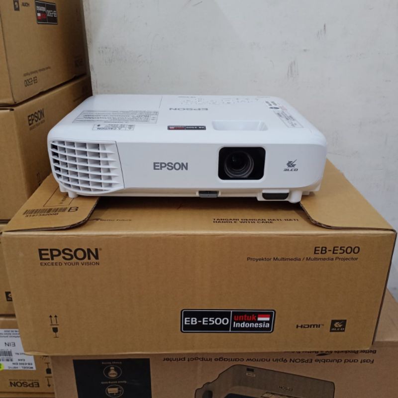 PROYEKTOR EPSON EB -E500