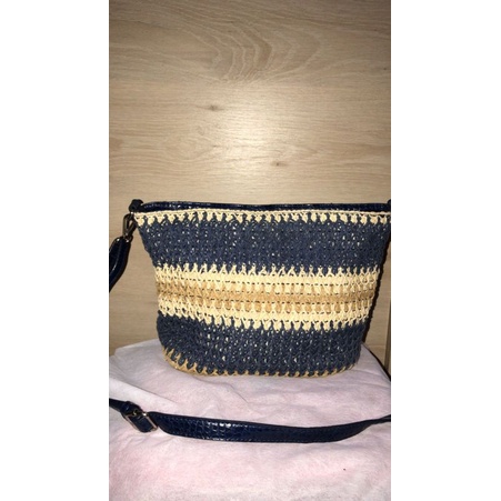 FINN ESKER RAJUT SLing bag