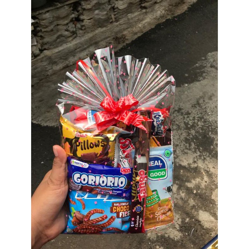 

Parcel snack hadiah ultah anak anak parcel bingkisan ulang tahun snack ciki ulang tahun goodiebag