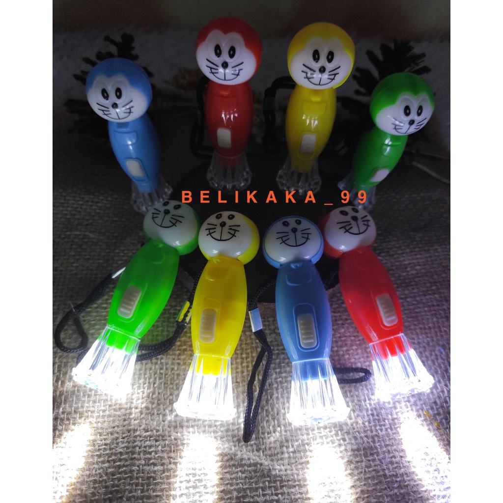 GANTUNGAN KUNCI SENTER LED KARAKTER MICKEY MOUSE DAN DORAEMON UKURAN MEDIUM TERANG / SENTER LED KARAKTER / SENTER MICKEY MOUSE / GANTUNGAN SENTER LED / SENTER LED TERANG / SENTER LUCU KARAKTER / GANTUNGAN KUNCI SENTER KACA