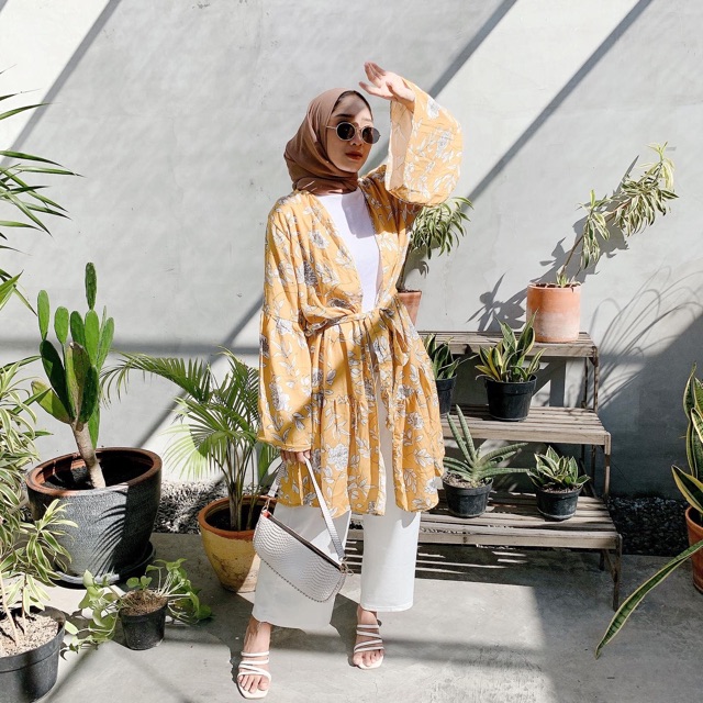 Yellow daisy kimono boho