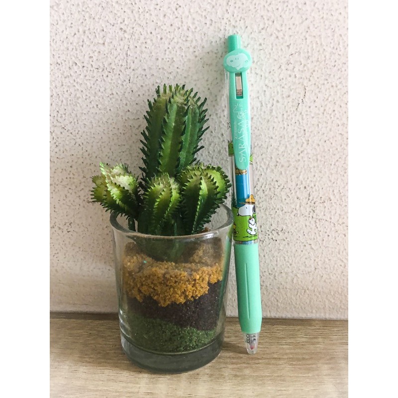 

snoopy green original sarasa pen limited edition 0.5