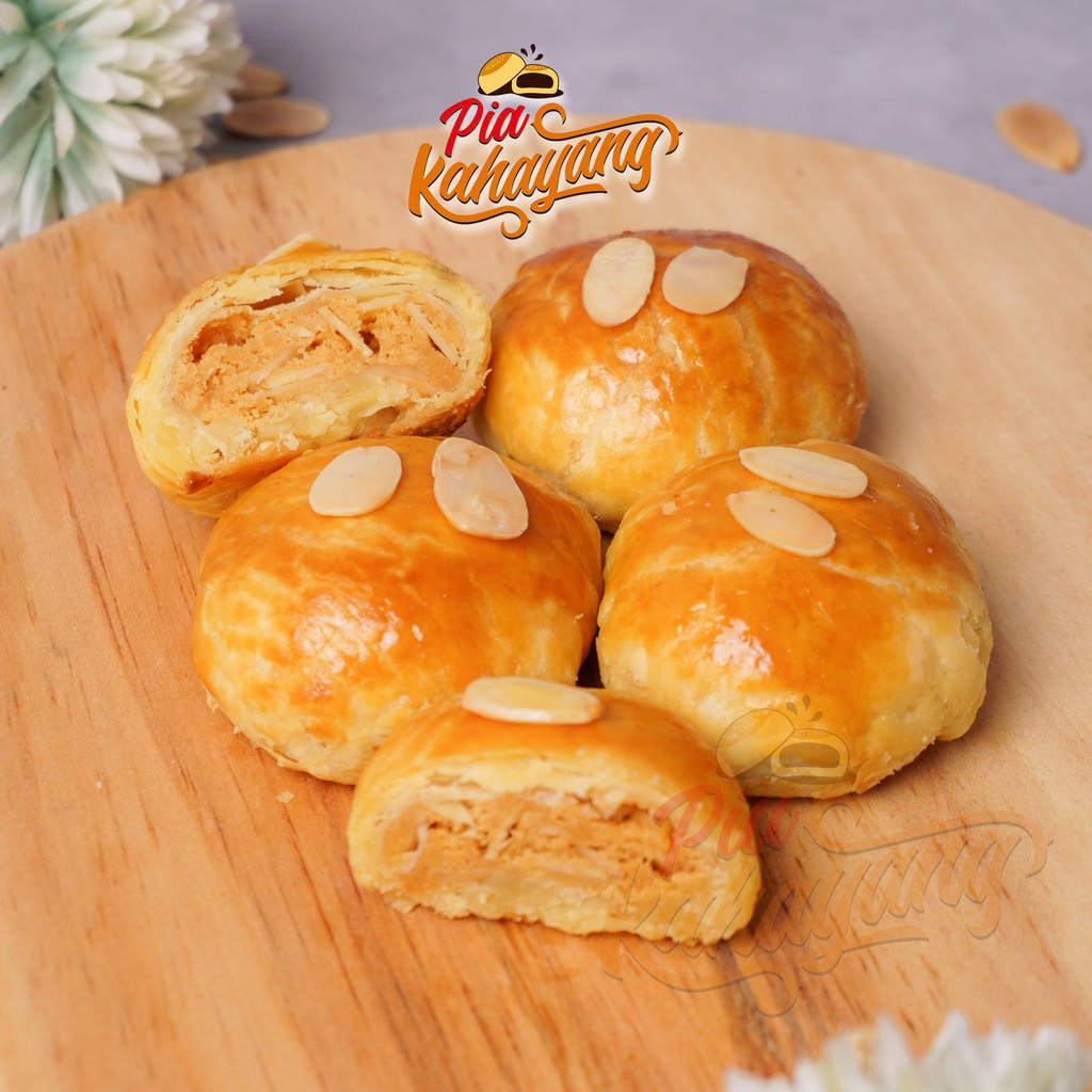 

KUE PIA KAHAYANG KACANG ALMOND BANDUNG