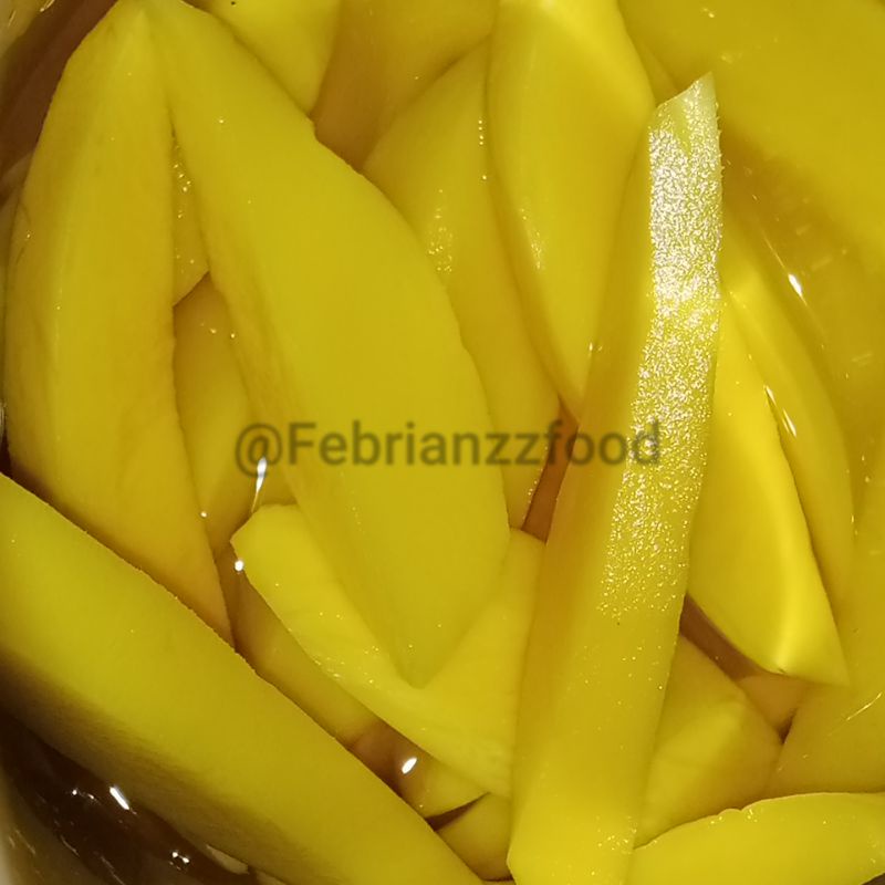 

MANISAN MANGGA BASAH | ASINAN MANGGA PEDAS 250gr | ASINAN BUAH SEGAR