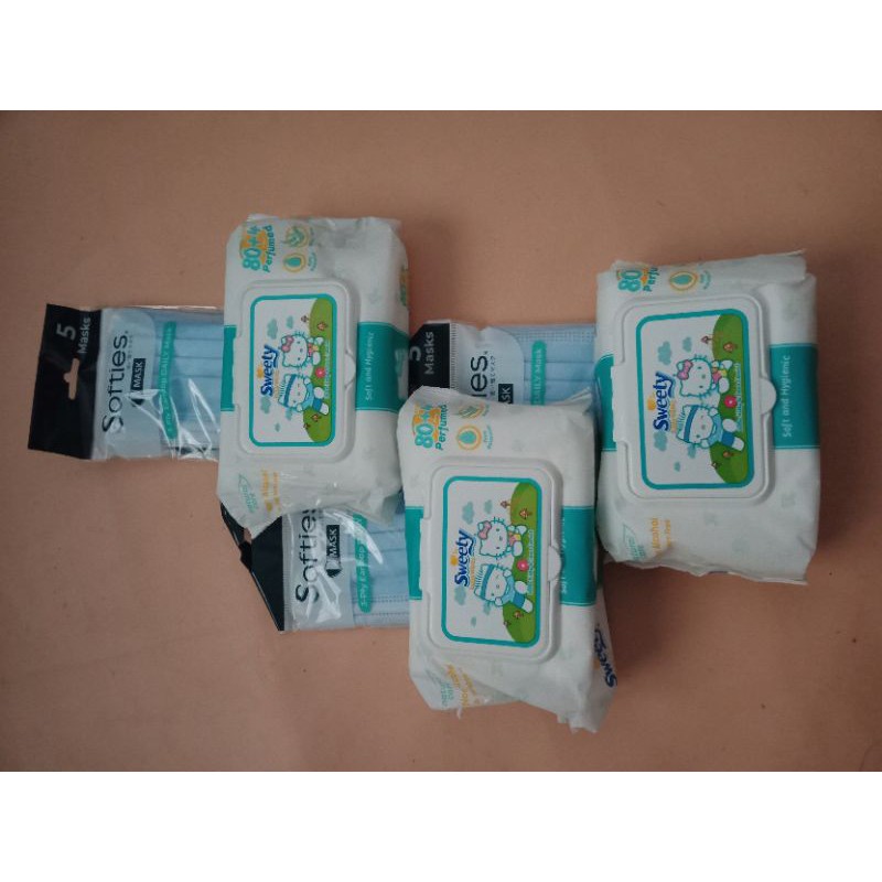 Tisu basah Sweety + Masker