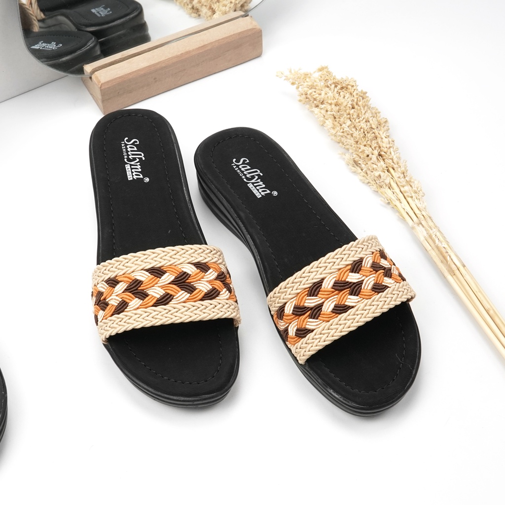 SALLYNA Vanessa - Sandal Slop Rajut Wanita-3