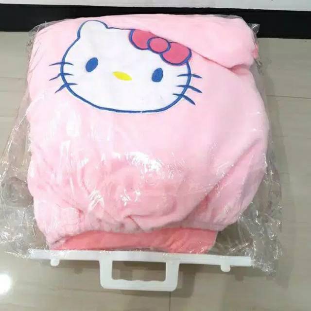 Bantal Mobil Hello kitty Set 5in1 / Sarung Jok  Set 5in1 Hello kitty