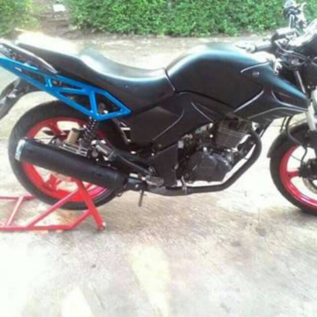 Tubular belakang tiger revo