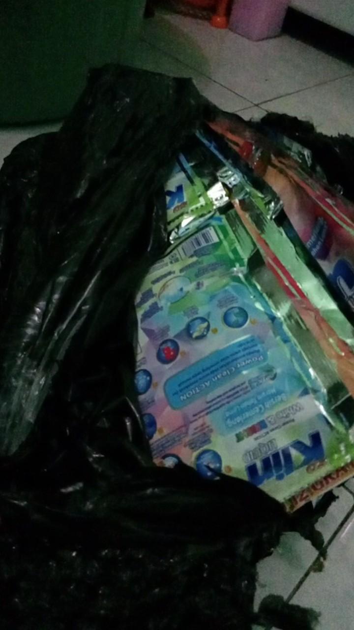 So Klin Liquid 45 Ml White & Bright Kemasan Jumbo - Renceng Isi 14 Sachet