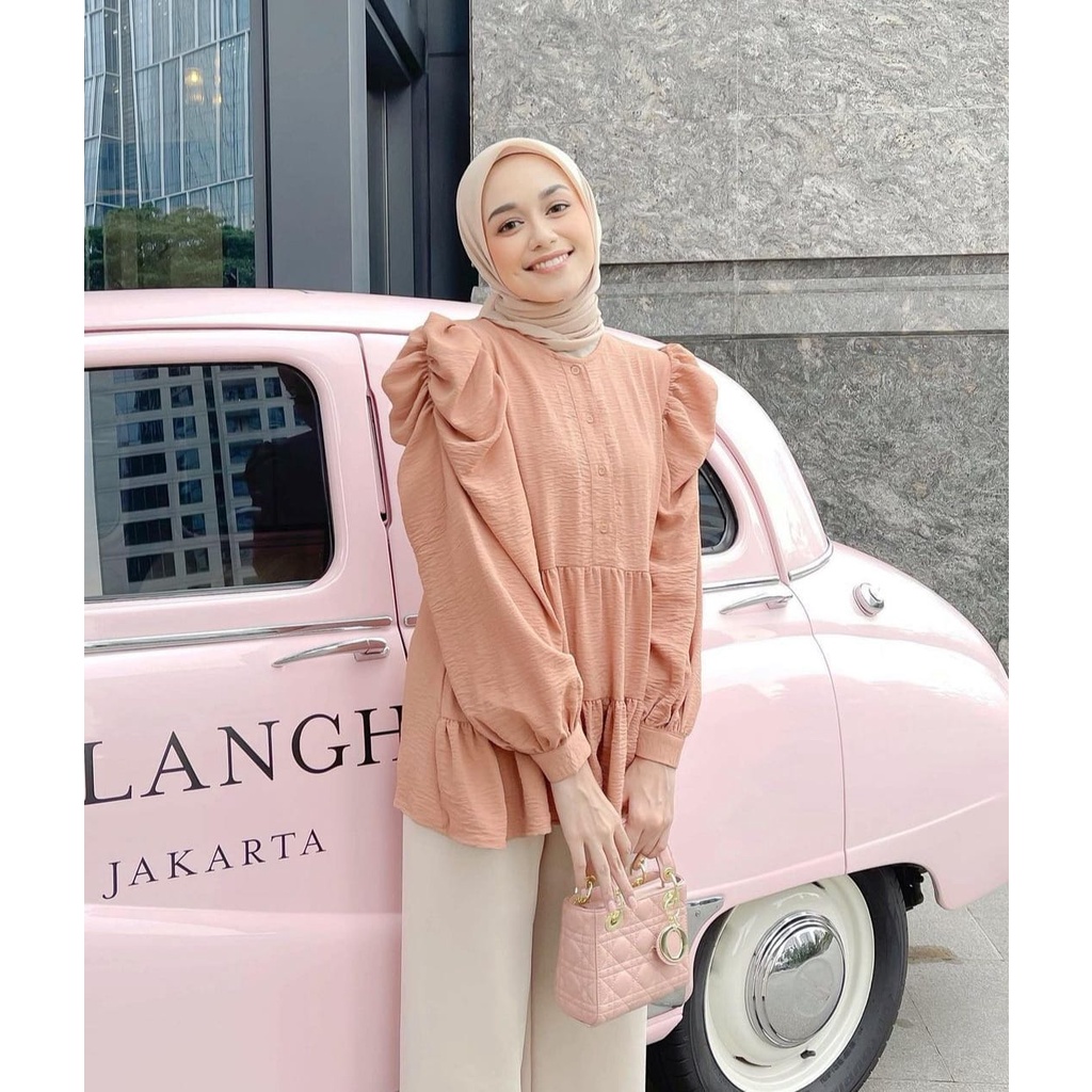 Ready Stock Puff Blouse Vanilla Hijab Size M