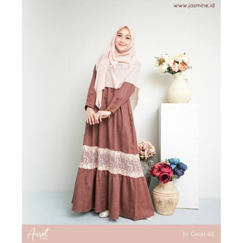 AUREL DRESS by Jasmine