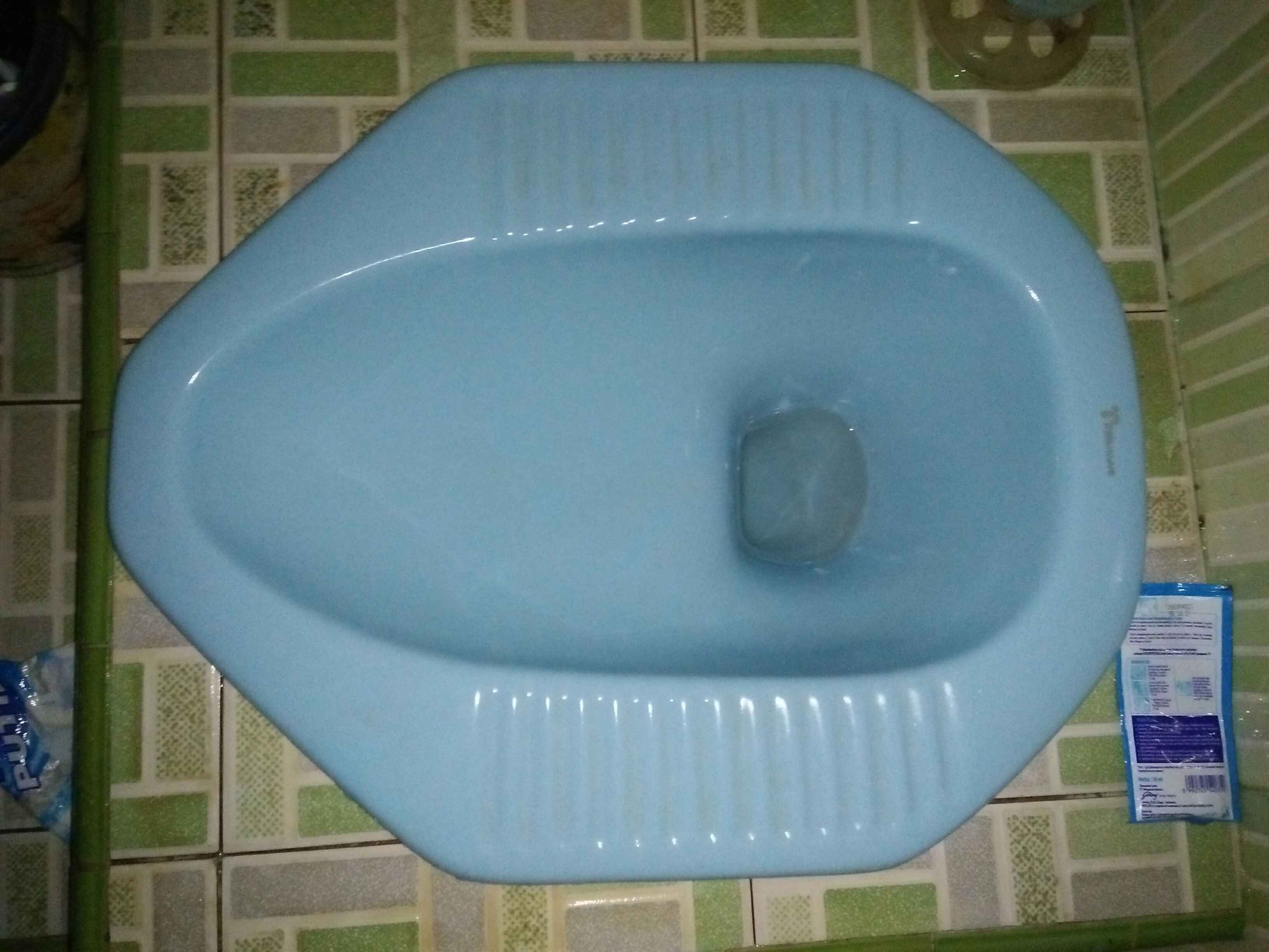 Gaspol Penghilang Dan Pembersih Kerak Toilet Kamar Mandi