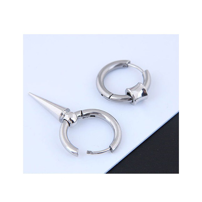 LRC Anting Tusuk Fashion Silver Titanium Steel Rivet Stud Earrings A59352